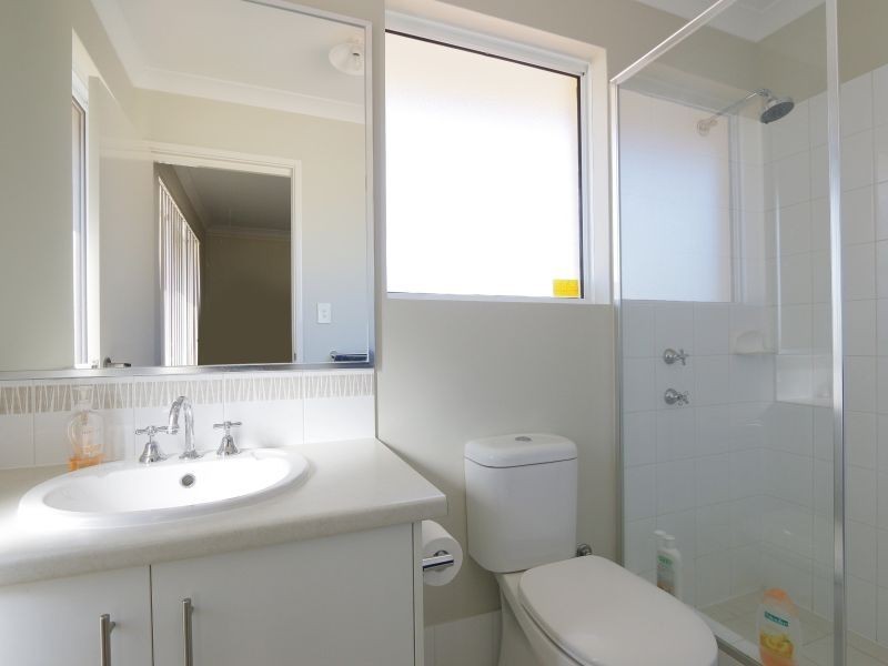 1/82 Spring Road, Thornlie WA 6108