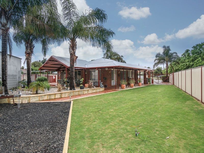 13 Dempsey Place, Kenwick WA 6107