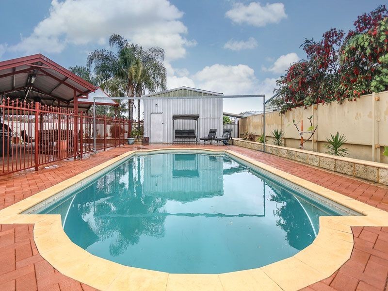 13 Dempsey Place, Kenwick WA 6107