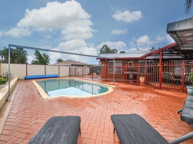 13 Dempsey Place, Kenwick WA 6107