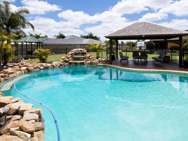 109 Southacre Drive, Canning Vale WA 6155
