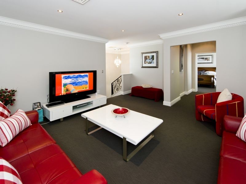 109 Southacre Drive, Canning Vale WA 6155