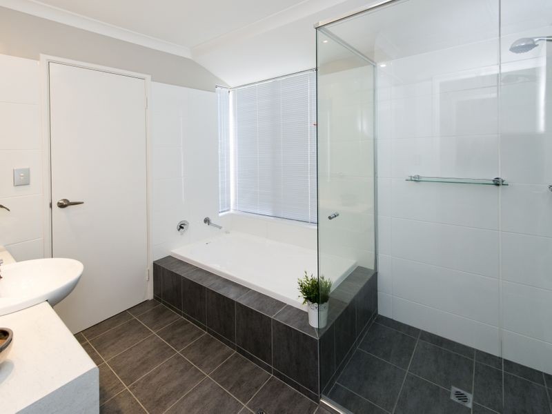 109 Southacre Drive, Canning Vale WA 6155