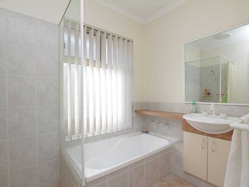 31 Murdoch Road, Thornlie WA 6108