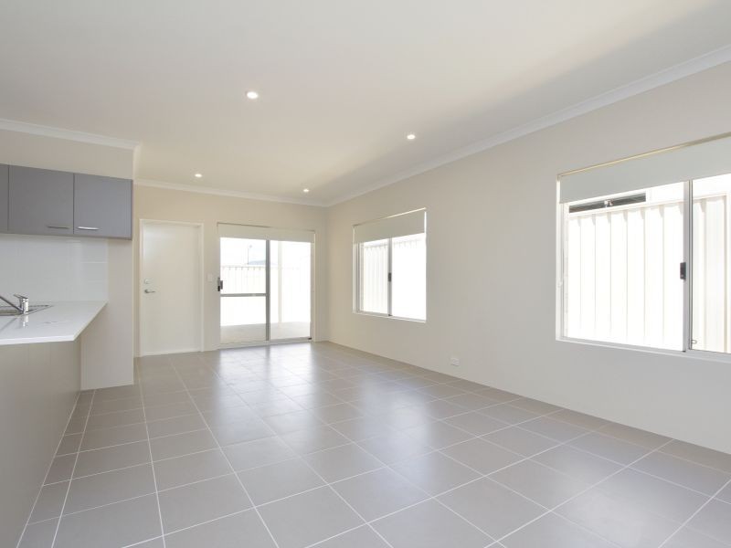 27 Latteri Turn, Aubin Grove WA 6164