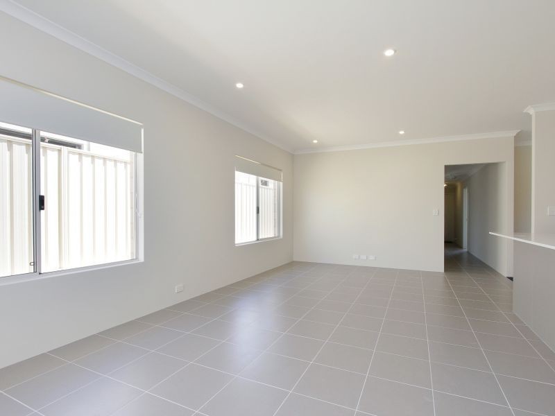 27 Latteri Turn, Aubin Grove WA 6164