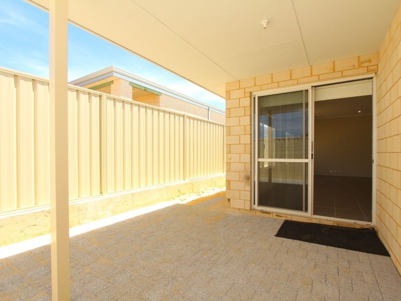 27 Latteri Turn, Aubin Grove WA 6164
