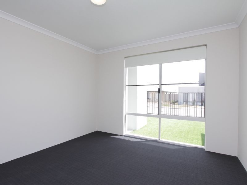 27 Latteri Turn, Aubin Grove WA 6164