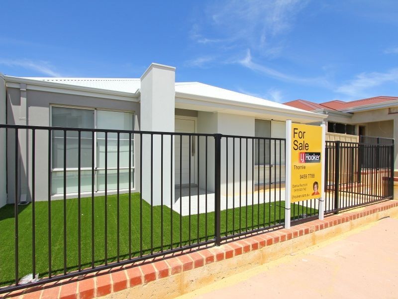 27 Latteri Turn, Aubin Grove WA 6164