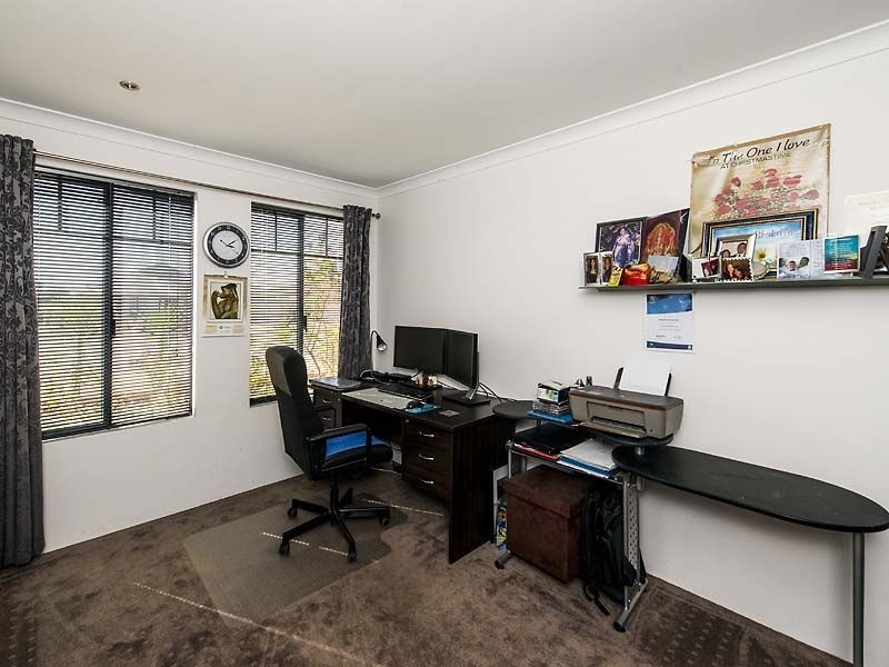 1 Jacksonia Gate, Canning Vale WA 6155
