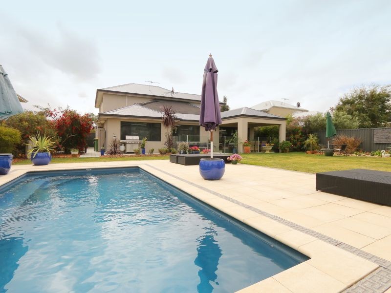 6 Harrisdale Drive, Harrisdale WA 6112