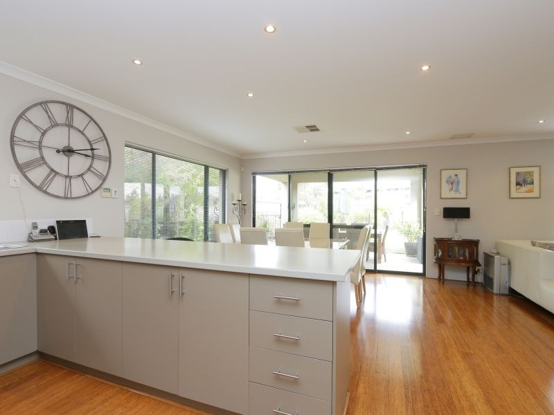 6 Harrisdale Drive, Harrisdale WA 6112