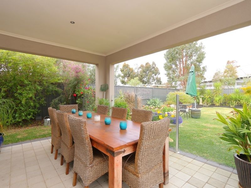 6 Harrisdale Drive, Harrisdale WA 6112