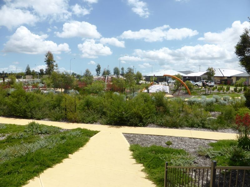 45 Bellas Circuit, Piara Waters WA 6112