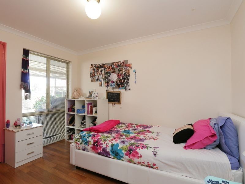 9 Firefalls Close, Huntingdale WA 6110