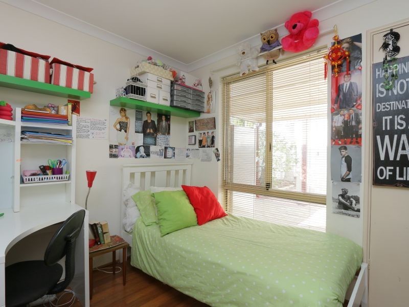 9 Firefalls Close, Huntingdale WA 6110