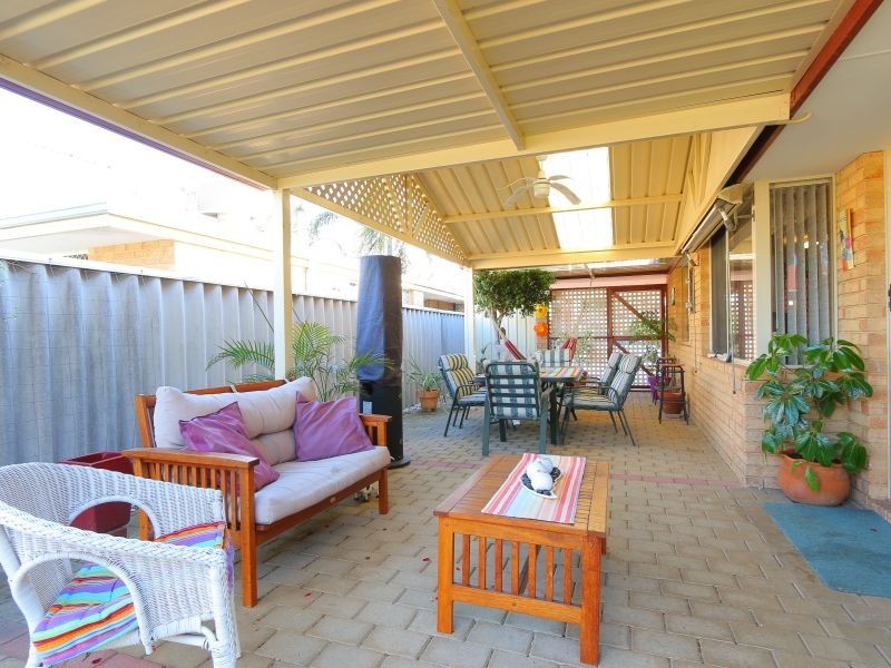 9 Firefalls Close, Huntingdale WA 6110