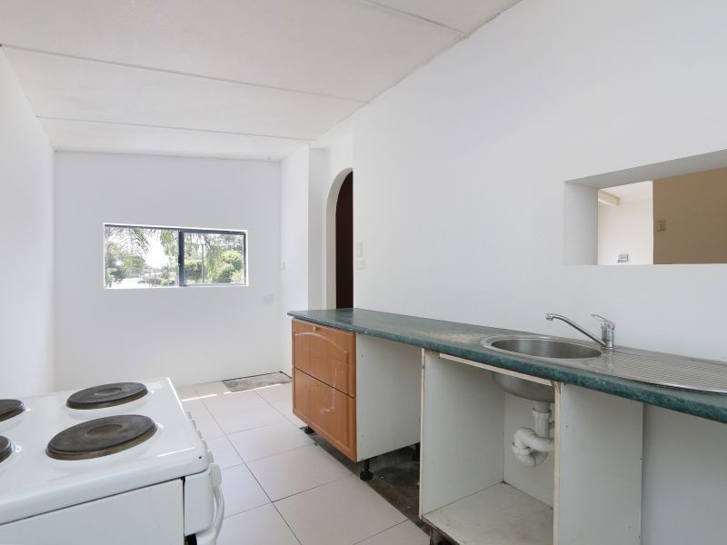 8 Swanley Street, Gosnells WA 6110