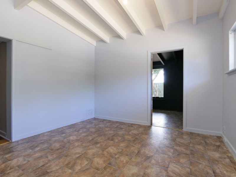 8 Swanley Street, Gosnells WA 6110