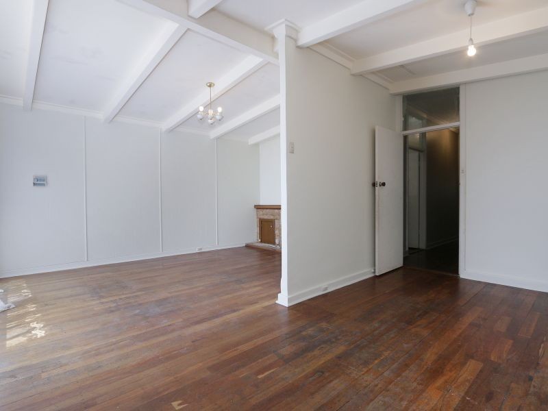 8 Swanley Street, Gosnells WA 6110