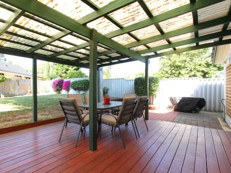6 Cleve Way, Gosnells WA 6110