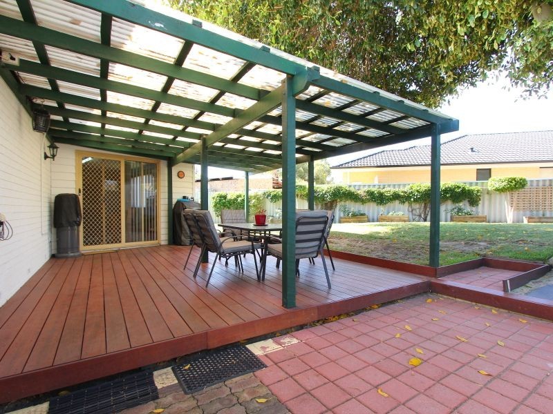 6 Cleve Way, Gosnells WA 6110