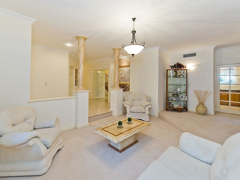 3 Bennett Drive, Canning Vale WA 6155