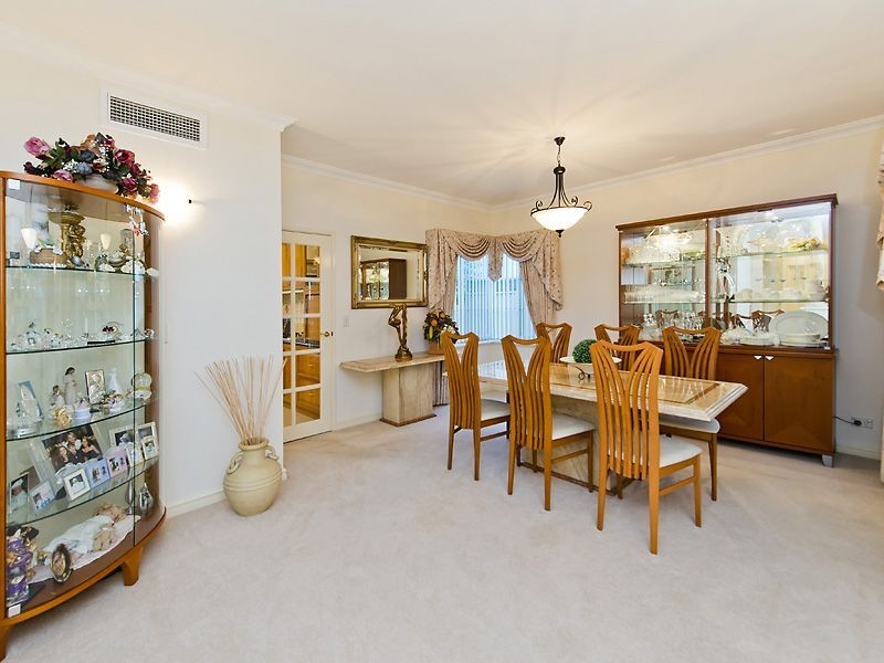 3 Bennett Drive, Canning Vale WA 6155