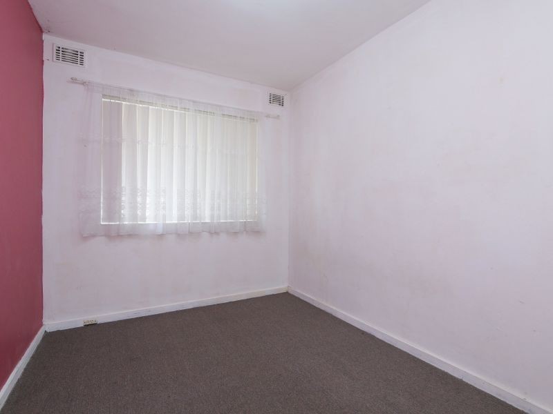 4/252 Spencer Road, Thornlie WA 6108