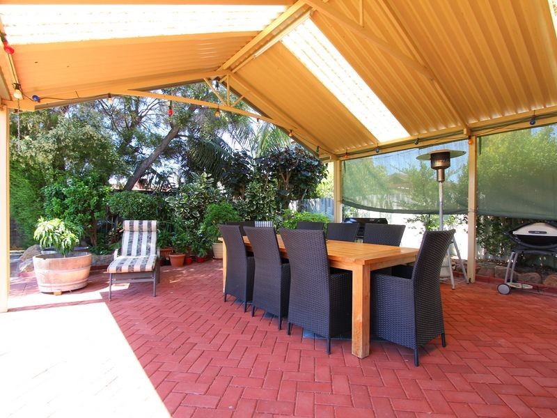 13 Wawanna Place, Huntingdale WA 6110