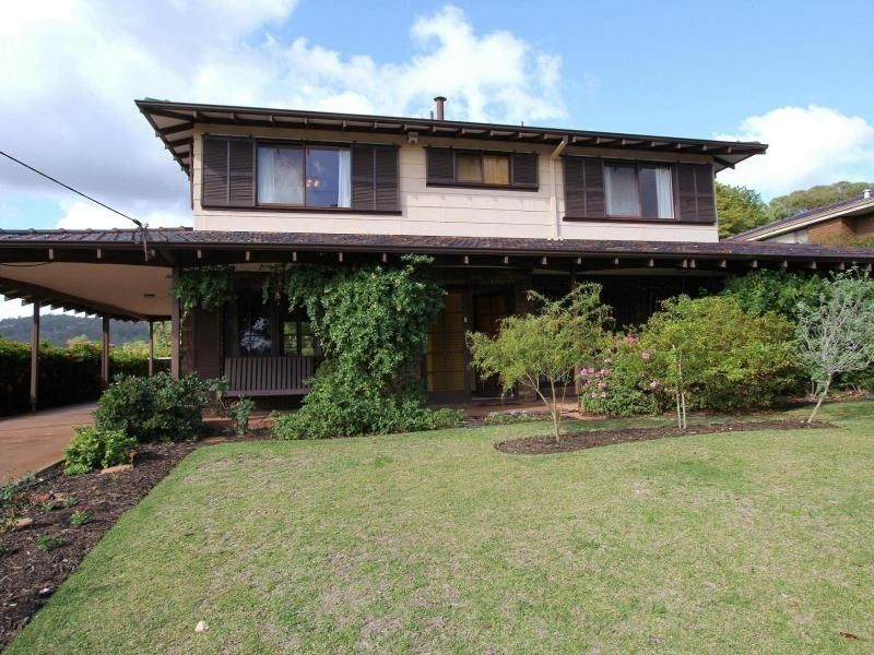 8 Carrick Road, Mount Richon WA 6112