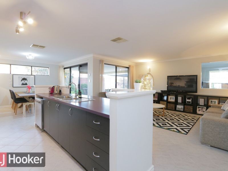 103 Shreeve Road, Canning Vale WA 6155