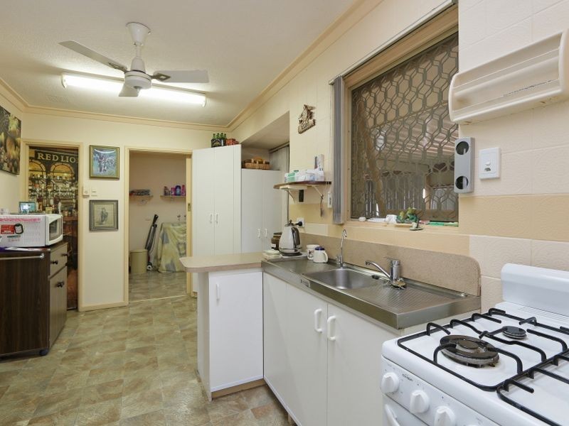 6 Kelton Way, Thornlie WA 6108