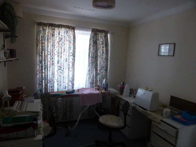 3 Leybourne Street, Thornlie WA 6108