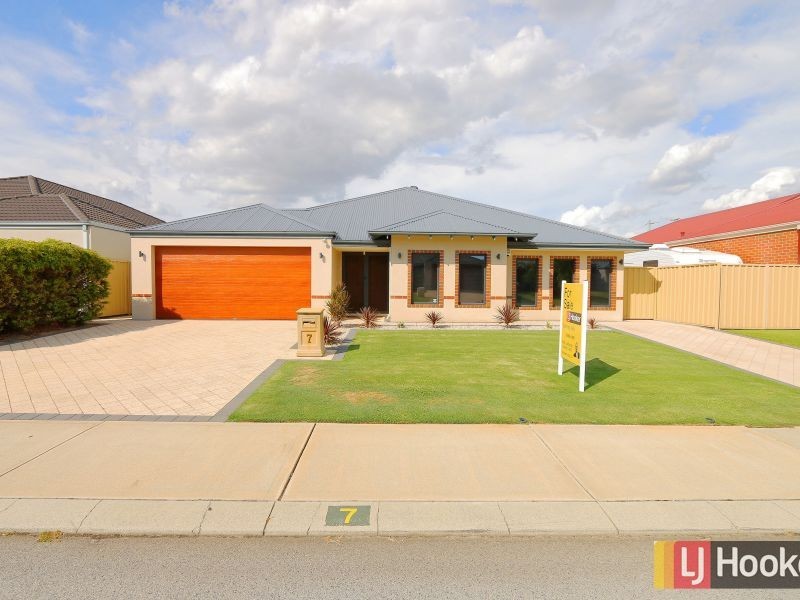 7 Nevis Lane, Canning Vale WA 6155