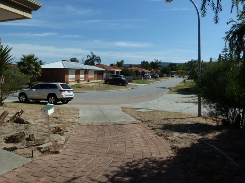 9 Mulline Court, Maddington WA 6109