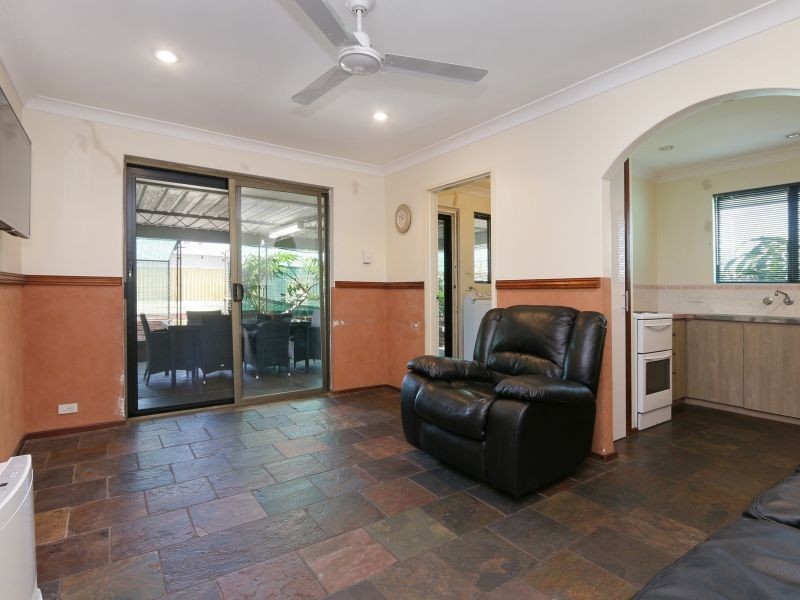 102 Wilfred Road, Thornlie WA 6108