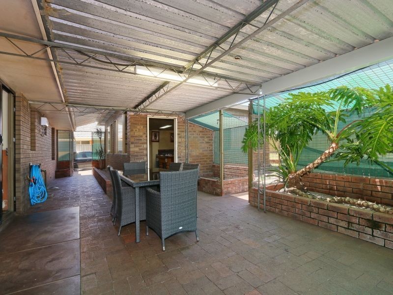 102 Wilfred Road, Thornlie WA 6108