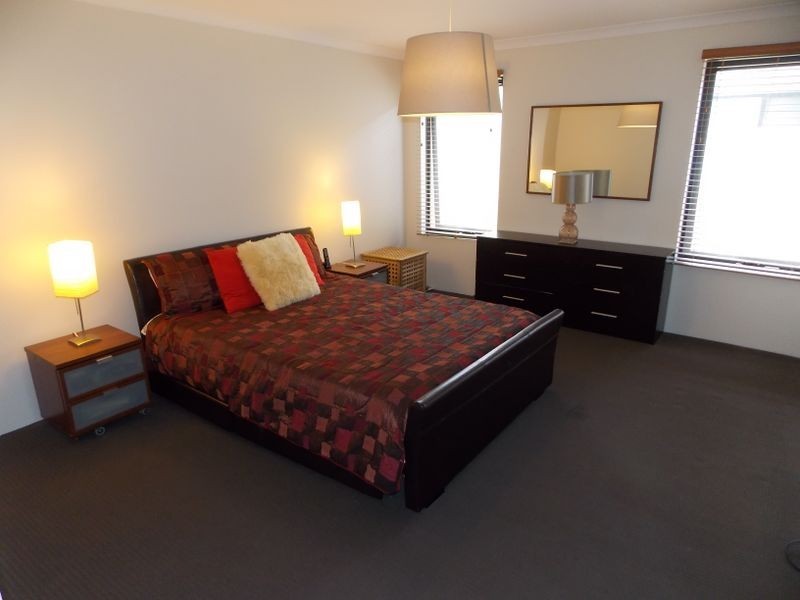 11 Daleford Way, Southern River WA 6110