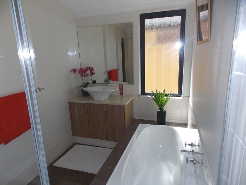 11 Daleford Way, Southern River WA 6110