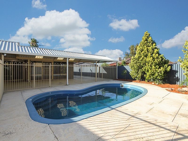 19 Farrer Place, Thornlie WA 6108