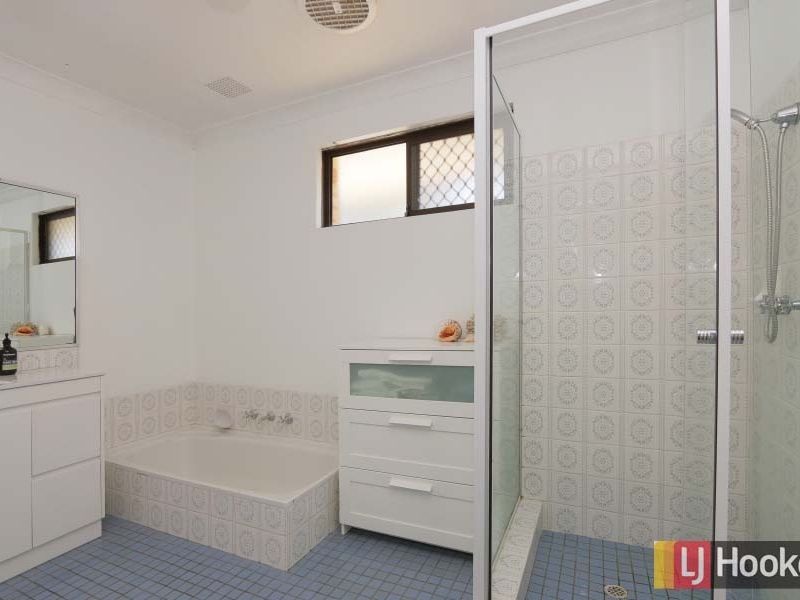 23 Ashburton Drive, Gosnells WA 6110