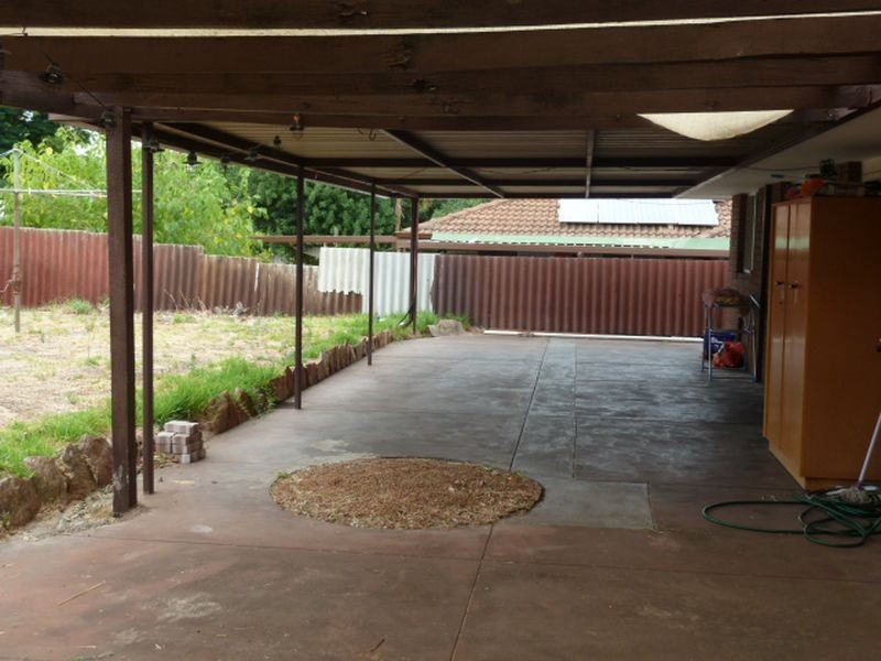 27 Rosekelly Road, Gosnells WA 6110