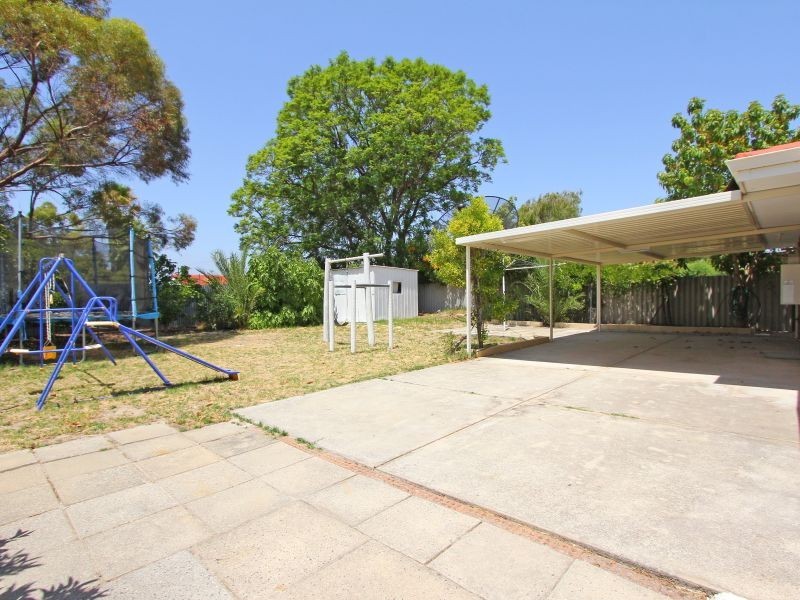 8 Cortis Way, Langford WA 6147