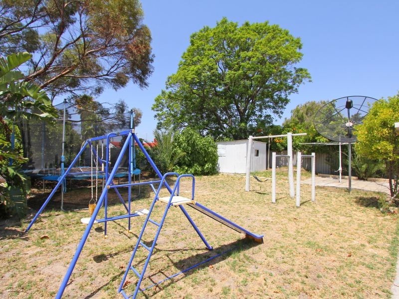 8 Cortis Way, Langford WA 6147