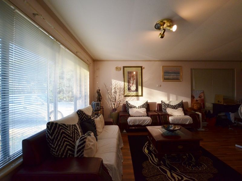 5 Dobell Street, Huntingdale WA 6110