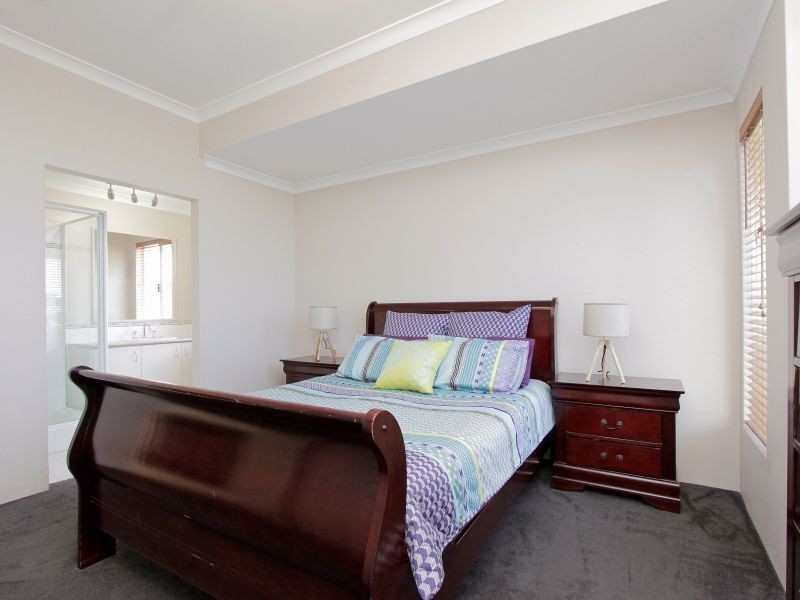 3 Chile Way, Aubin Grove WA 6164