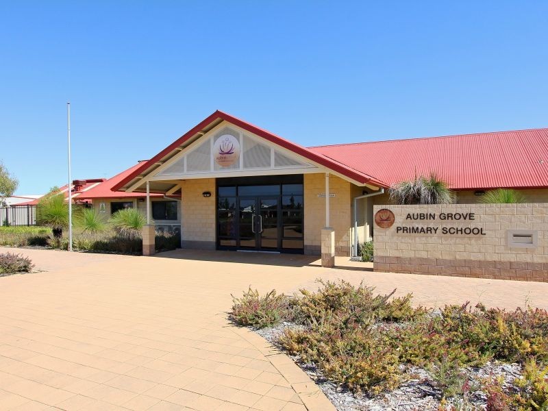 3 Chile Way, Aubin Grove WA 6164