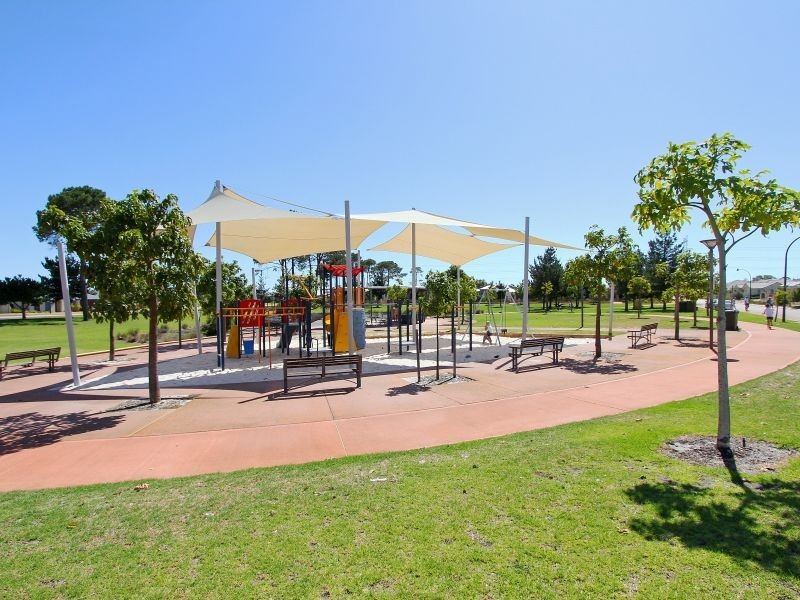 3 Chile Way, Aubin Grove WA 6164