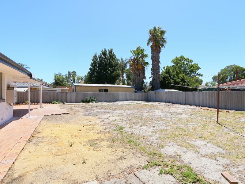 1 Luke Court, Thornlie WA 6108